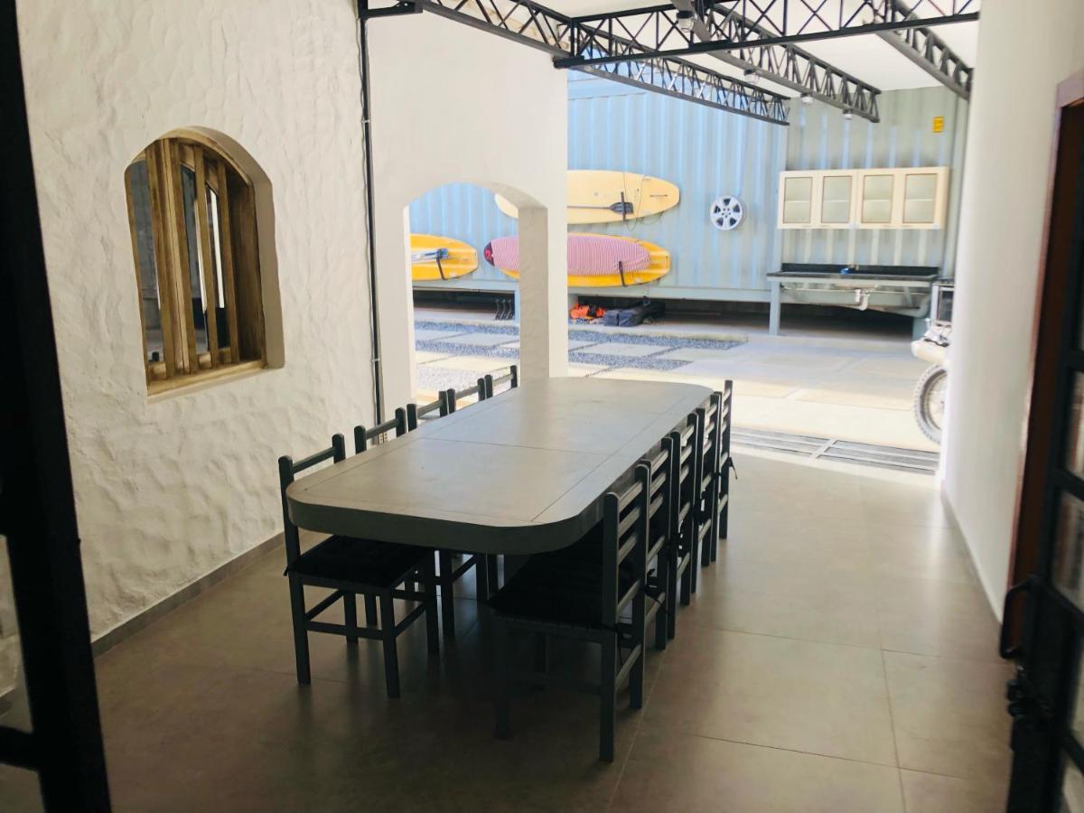 Casa de hóspedes Castelinho Enseada 05 Suites
