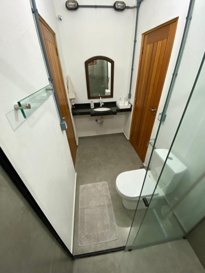 Casa de hóspedes Castelinho Enseada 05 Suites